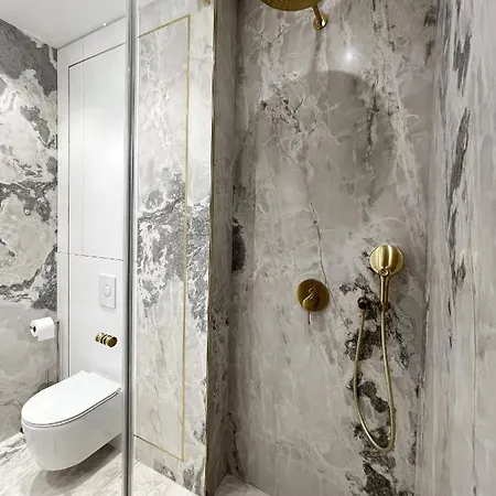 Apartment Luxury Gold 300m From The *